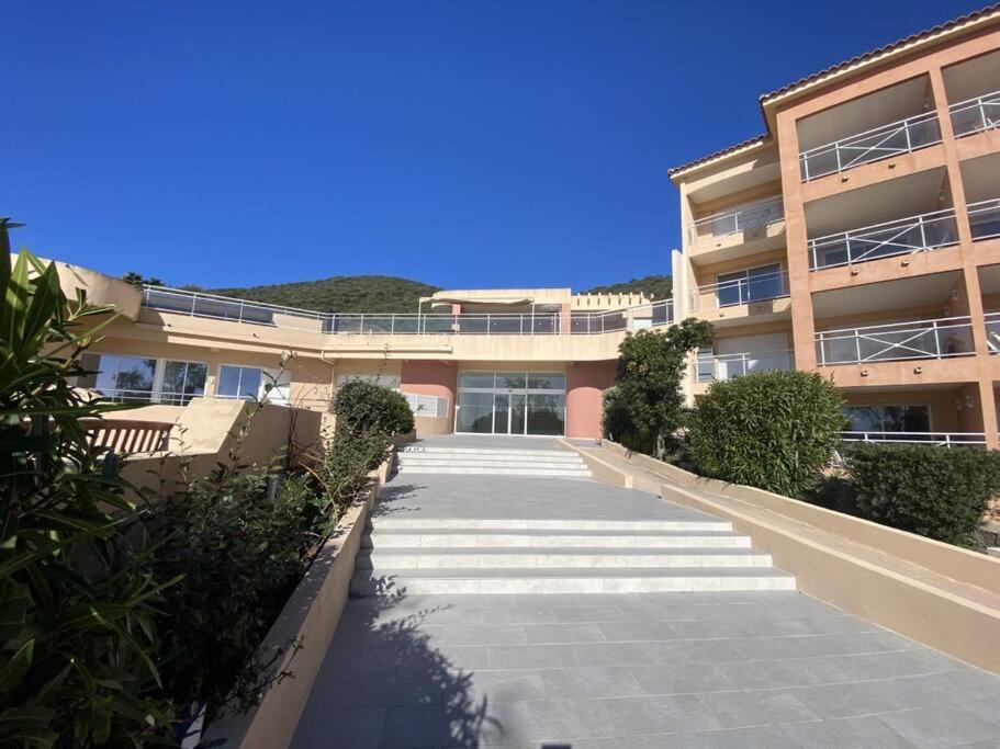 Bel App T2 En Bord De Mer Vue Sanquinaires Piscine Аяччо Экстерьер фото